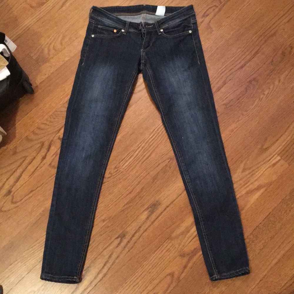 H&M skinny low rise jeans